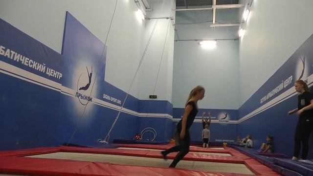 1-я тренировка Группы спортивной подготовки БАЦ "Прыжок" смотреть онлайн