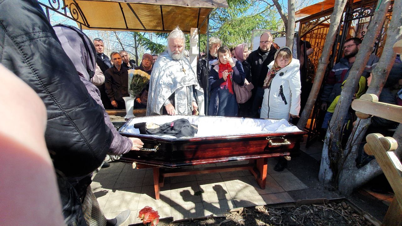 Похороны матушки Валентины Афанасьевны, в монашестве монахини Марии(1080).mp4