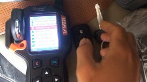 OBDSTAR Key Master DP Plus program remote Hyundai Tucson 2009