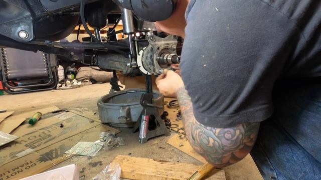 Samurai Front Axle Rebuild | Quick & Easy! смотреть онлайн