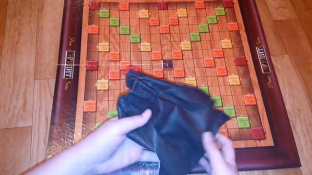 Первое видео в этом году! Новогодний обзор на игру эрудит.