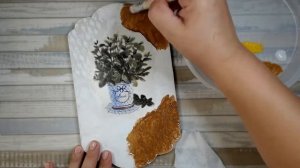 Имитирую поверхность фрески на кухонном панно с базиликом