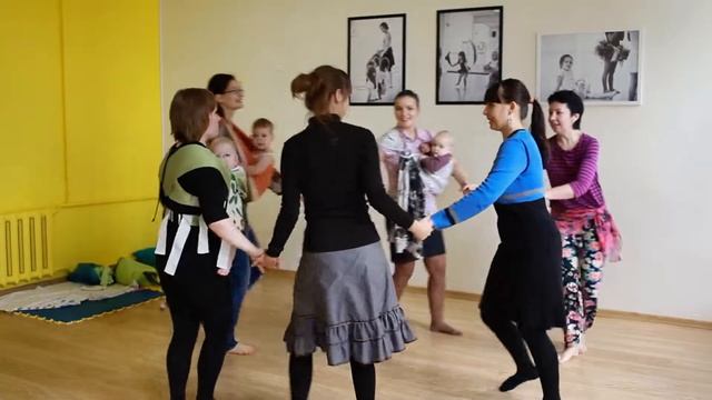 Круговые танцы народов Мира для слингомам