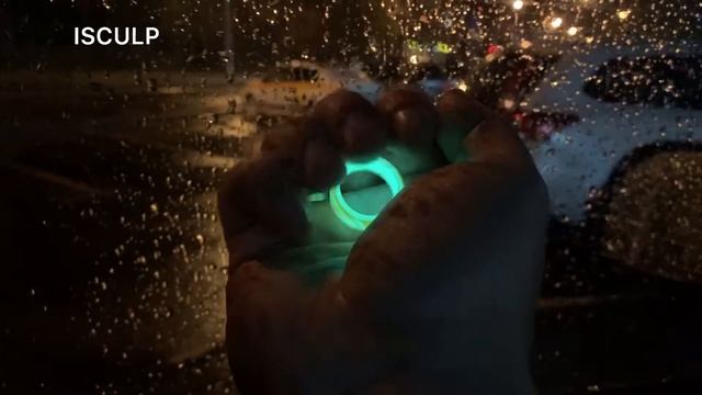 Уникальные светящиеся кольца от проекта ISCULP смотреть онлайн