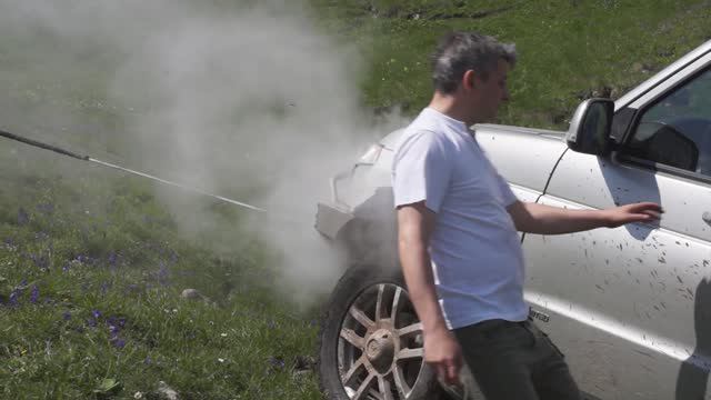 Спуск с большого Бермамыта, попытка подъема на малый