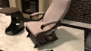 Видеоотзыв о кресле-маятнике Мебелик Сиена