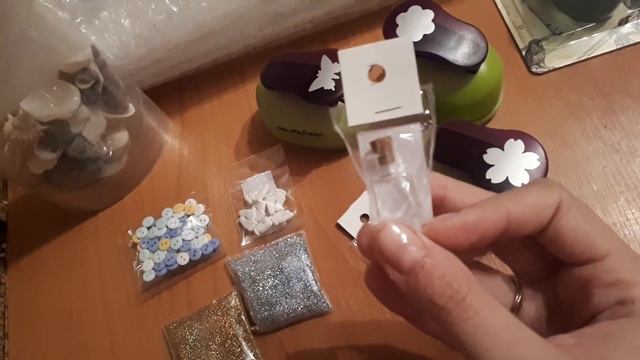 Скрапбукинг. Обзор покупок. Дыраколы. Пупырка и мелочи. смотреть онлайн