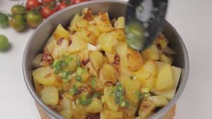 ВКУСНАЯ КАРТОФЕЛЬНАЯ ЗАПЕКАНКА с СЫРОМ и МЯСОМ!