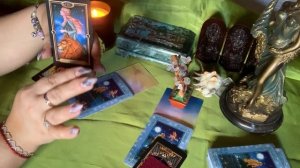 Его мысли в отношении вас? Гадания онлайн.