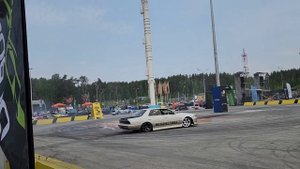 Автогонки. Екатеринбургский дрифт! Дети счастливы)))