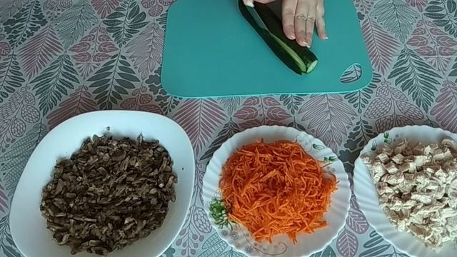 Новогодний салат "ВОСТОРГ". Безумно ВКУСНЫЙ и СОЧНЫЙ.