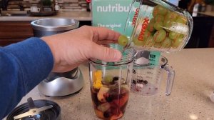 Nutribullet Personal Blender Works Great for Smoothies Frozen Drinks 600 Watts NBR-0601