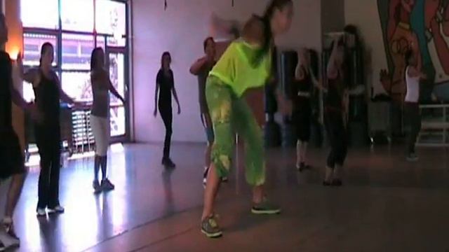 "4 Elements" - Zumba Fitness™ - Lotus Banen смотреть онлайн