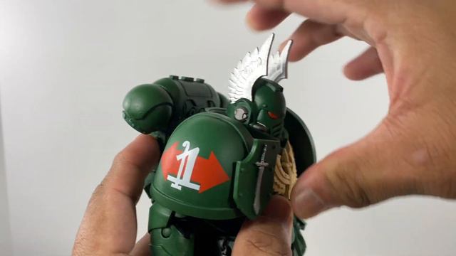 Warhammer 40k Assault Intercessor Sergeant by Mcfarlane смотреть онлайн