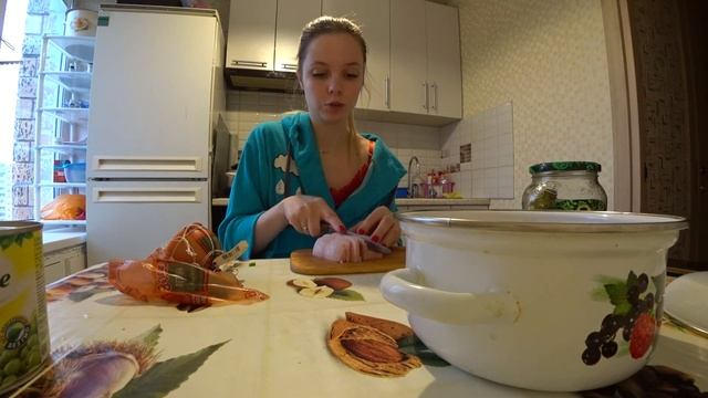 ГОТОВЛЮ ОЛИВЬЕ ПО НОВОМУ РЕЦЕПТУ 17.12.19 смотреть онлайн