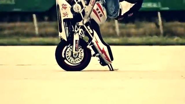 Профи на мотоцикле. Смотреть всем. смотреть онлайн