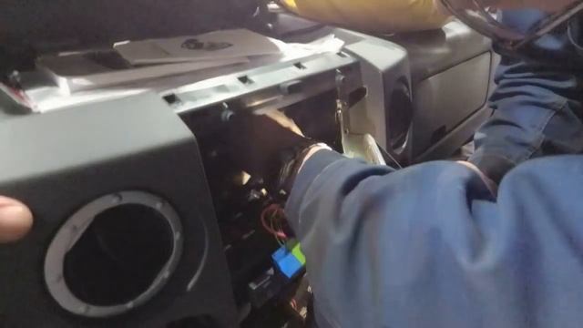 ГАЗЕЛЬ НЕКСТ. МЕНЯЕМ ГЕНЕРАТОР И МАГНИТОЛУ В ЛУИДОРЕ ПО ГАРАНТИИ смотреть онлайн