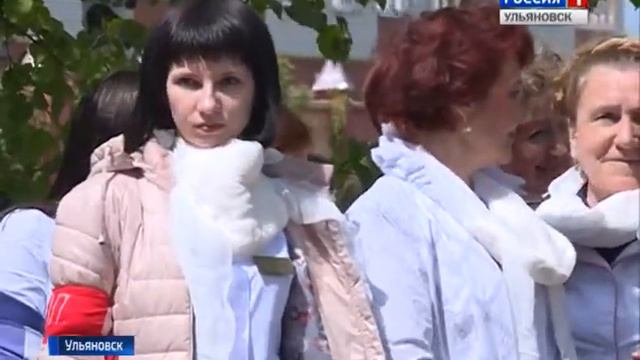 Пациентов поликлиники спасали сотрудники МЧС смотреть онлайн