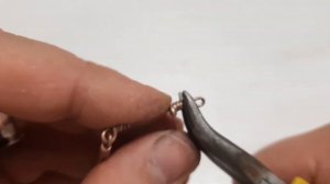 работа с проволокой 06 цепочка с объемной  винтовой вставкой