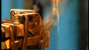 Напряжение в розетке в странах СНГ и в США. В чем разница? Почему у нас 220В, а в США 110В?