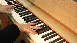 Piano Cloud 金沢 - Roland / F701-LA