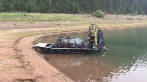 Экранолет "Скат" Аэробот Аэросани "Ангара 3" с подвесным лодочным матором