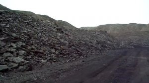 Глина .Юрские, меловые ,палеогеновые отложения примерно, за 300 миллионов лет накопилось. Иркутск