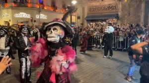 Desfile de Día de Muertos en México Todos a Bordo Jorge y Jeimmy