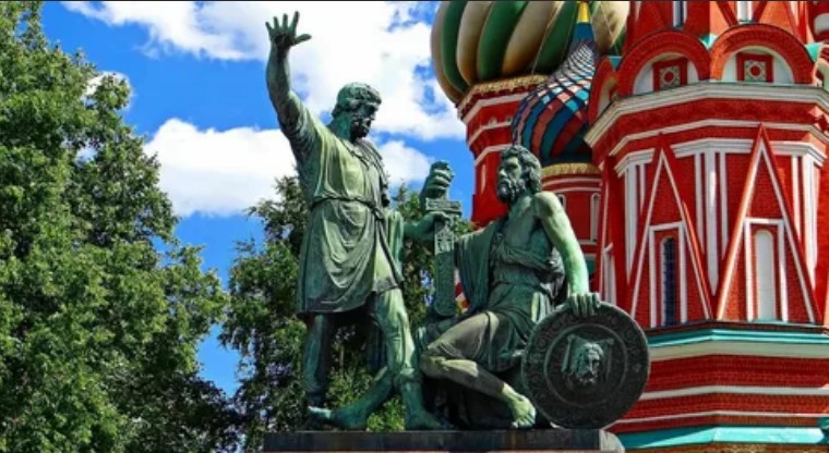 Не трогайте Россию, Господа! Стихи болгарского поэта Дончо Нанов Дончев (опубликовано в 1994 г.)