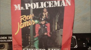 RICK JAMES   -   GHETTO  LIFE