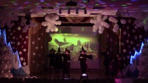 Танец Гарри Поттера и его друзей на шоу коллектива СМАЙЛ. Танцы на Новый год. Учим движения вместе