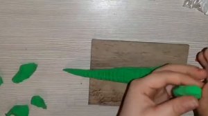 Крокодил из воздушного пластилина.