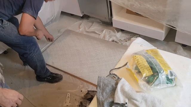 Фартук на кухне из керамогранита своими руками
