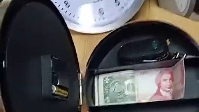 Винтажные настенные часы с секретным отсеком для хранения ценных вещей
