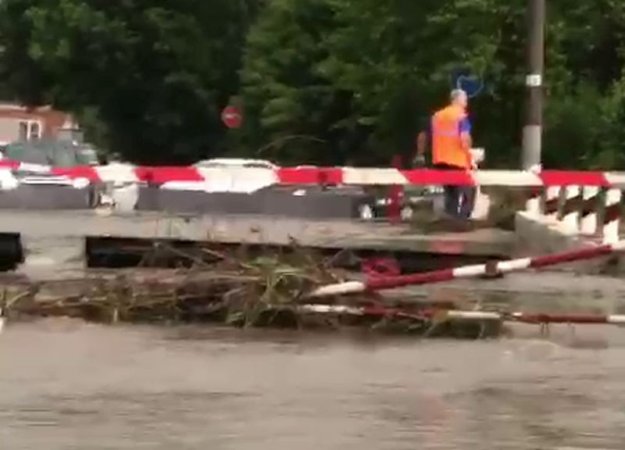 Кавминводы залило дождем и засыпало градом