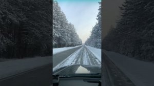 Самые красивые зимние дороги в России