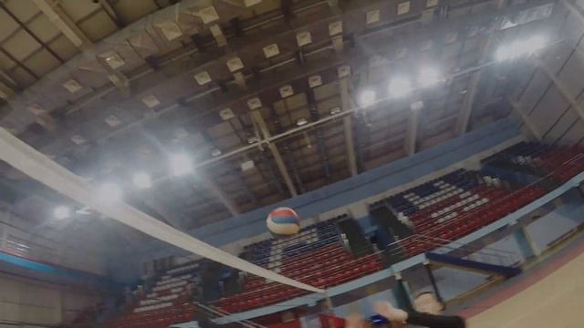 Волейбол от первого лица | Разминка | Volleyball First Person / Warm Up | Дыр - дыр | 230 смотреть онлайн