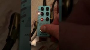Mooer E7 Synth on bass