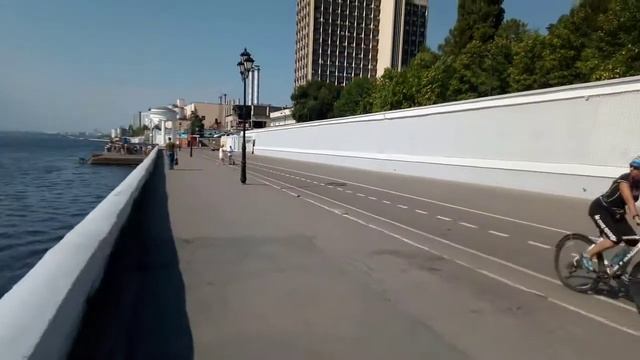 Саратов, фантан, мост, и какая-то байда смотреть онлайн