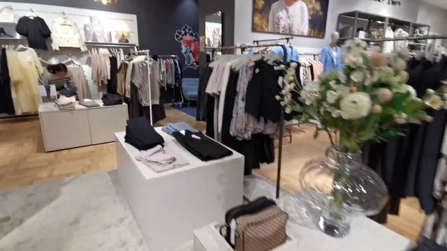 VÁSÁRLÁS STOCKHOLMBAN, ÅHLENS CITY/HAUL #haul #vásárlás #stockholm смотреть онлайн