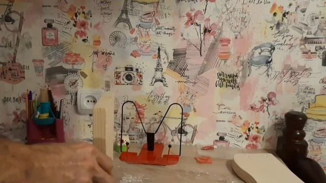 Кормушка для птиц из дерева