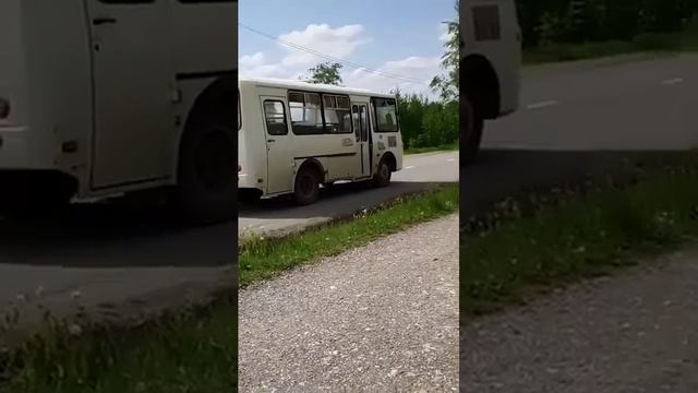 Автобус паз по маршруту шахта Кальинская.