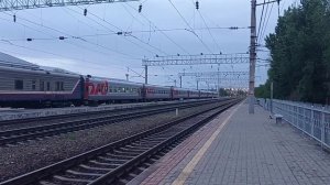 ТЭП70БС-154 с пассажирским поездом №5 «Лотос» Москва - Астрахань прибывает на станцию Астрахань-1