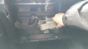 Toyota Succeed 2015 замена салонного фильтра