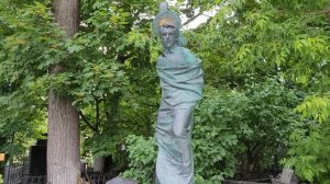 могила Владимира Высоцкого. Москва, 20.06.2022 год.