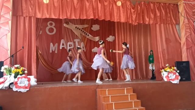 Вальс на концерте 8 марта 2023г. смотреть онлайн