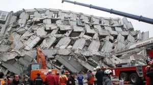 Мощное землетрясение в Японии магнитудой 6,6 / Причины землетрясений