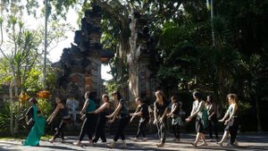 Temple Melody @Bali - Haza Choreography - Clozee Remix - Tribal Fusion Bellydance