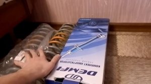 Устанавливаем стойки (амортизаторы) Demfi на ваз 2111