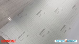 Виниловая плёнка матовая Oracal 641 (оракал) белый: 010 / рекламная пленка для плоттера